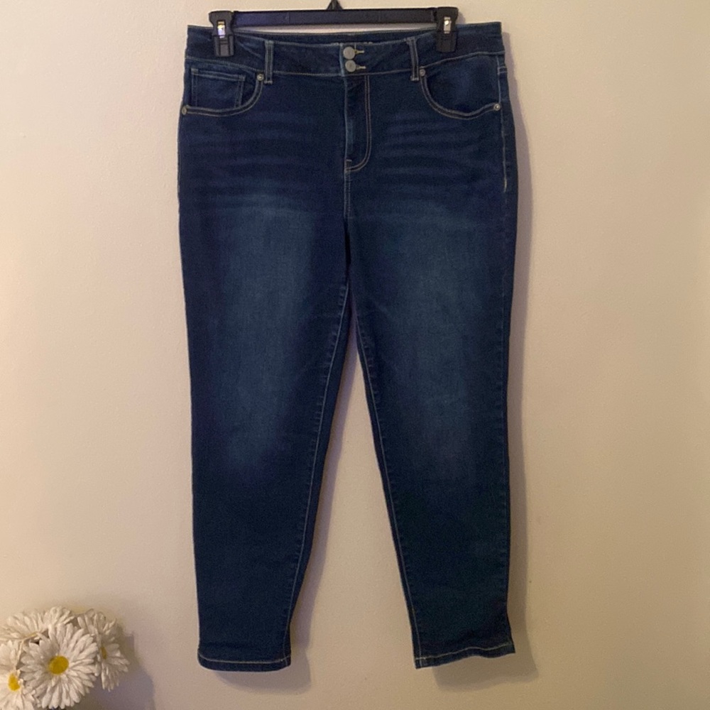 Maurices High Rise Stretchy Straight Leg Jeans [Size: 16]